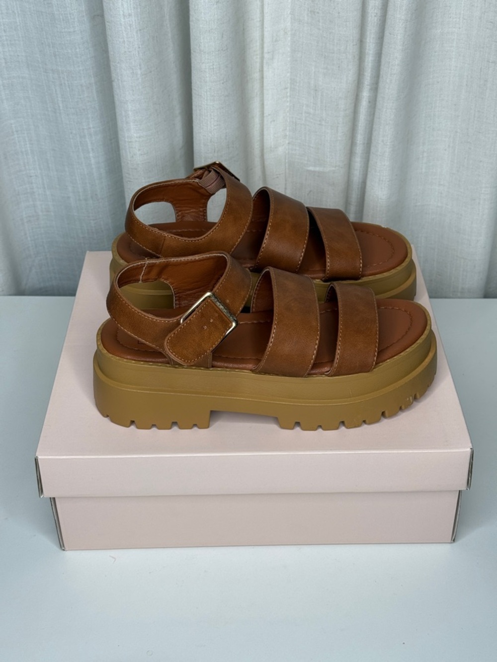 Chinese Laundry Brown Platform Lug Sandals